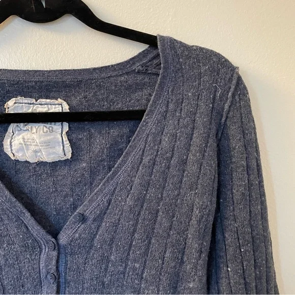 Mossimo | Navy Blue V-Neck Sweater | Size Medium - Picture 2 of 7